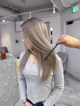 レアル 天王寺 阿倍野(REAL) ミルクティーベージュ