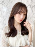 後れ毛が可愛い顔周りレイヤーハイレイヤーロング