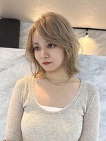 ヴィア 京都烏丸(Via)&nbsp;10代20代3ブリーチミルクティーベージュふんわりミディアム