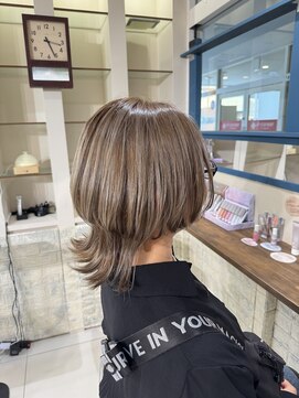 ラック 海老名店(LUCK) ハイライトウルフカット