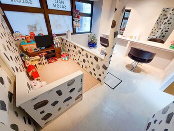 サーベラス(Cerberus.)の写真/《キッズスペースあり》お子様との親子カットもお任せ◎【親子同時施術で小学生未満のお子様が1100円◎】