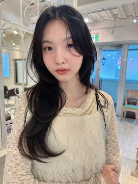 レイラバイアフロート 吉祥寺(Lila by afloat) レイヤーカット/顔まわりカット/レイヤースタイル/グレージュ