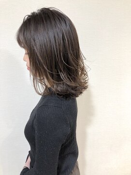 コマド(Comado) 普通でも可愛く×動きだす束感