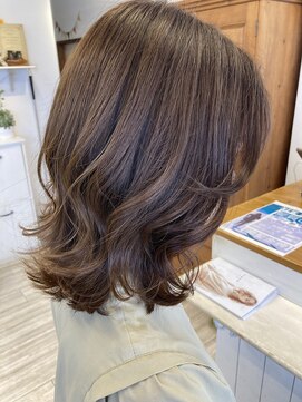 フラバー(flover) ☆flover☆【くびれミディアム艶ベージュ】kannna