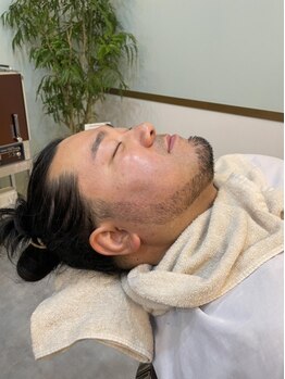 ノーユアバーバー サッポロ(Know Your Barber Sapporo)の写真/【大通り/すすきの】日々の疲れを癒してくれるとリピータ続出◎大人の男の身だしなみをお手伝いします。