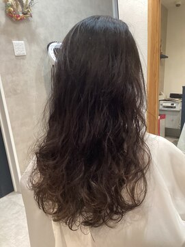 エミヘアー(emmi hair) ロングパーマ
