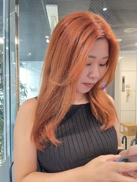ヘアーアンドメイク ビス(HAIR&MAKE bis) オータムブラッドオレンジカラー☆【多田 華歌】