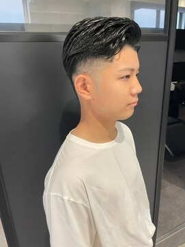 バックス(BUCKS) フェードカット