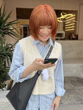 イル(iru) レイヤーボブ オレンジカラー