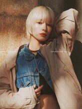 ラーナー(LONER) ホワイトベージュ×ショートボブ【LONER神戸三宮】