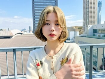 ルービック 梅田茶屋町(Rubik)の写真/【梅田茶屋町】当日受付OK◎柔らかい質感が続くふわふわカールで女性らしさUP！[大阪梅田駅/髪質改善]