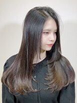 レヴィア(REVIA)&nbsp;レイヤーカット髪質改善トリートメント前髪カット