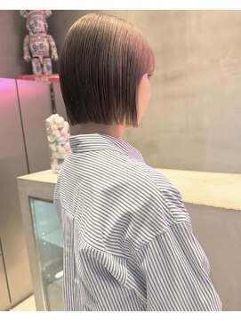 アディクション(ADDICTION) 【水光肌カラー/似合わせカット】切りっぱなしも人気♪