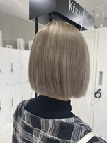 グランデュール 焼津店(GRANDEUR)&nbsp;切りっぱなしボブ グレージュカラー