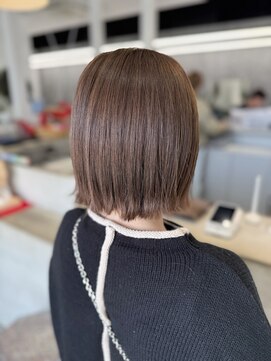 ゴットラトゥール(GOTTO LATOUR) ぷつっとした毛先が今っぽい☆うる艶切りっぱなし外ハネボブ