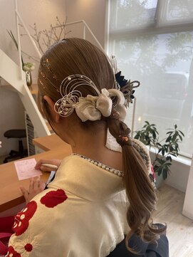 ヘアーズ 住吉店(HAIRZ) 《HAIRZ》渡内美遥　タイトポニー