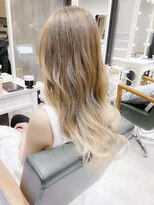 デイズ(days)&nbsp;ベージュ_グラデーションカラー_レイヤーカット_ケアブリーチ