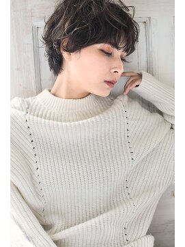 ロイジー(roijir) roijirイルミナインナーカラーxスパイラルxセンシュアルショート