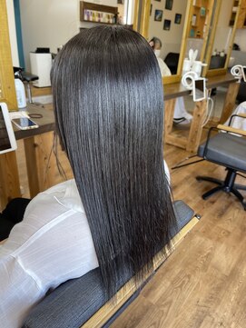 ルッカヘアガーデン バイ ラッシュゴールド(RUCCA HAIR GARDEN by LUSH GOLD) 艶髪ロング