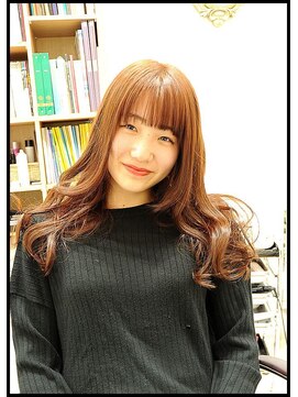 メタ(META) カット＋ノンジアミンカラーで創るロングヘアーで赤毛の永野芽郁