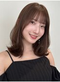 顔周りレイヤーカットグレージュカラーくびれボブベージュカラー