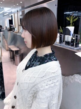 ロンドクロエ 横浜(Lond Chloe) 切りっぱなしボブ×髪質改善/縮毛矯正/黒髪前髪小顔カット[横浜]