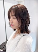 マロンベージュウェーブミディアム似合わせカット_ba499151