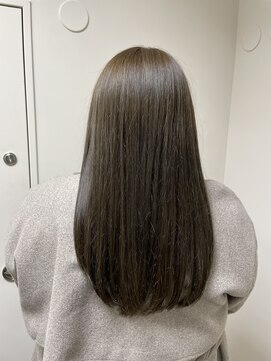 トッカ バイ クローネ 浦和(tocca by KRONE) オリーブアッシュ