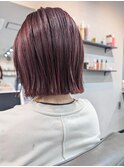 ピンクカラー×切りっぱなしボブ