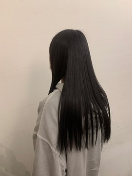 トラ バイ プティパ(Tora by petit pas) ブリーチなし艶感カラー!