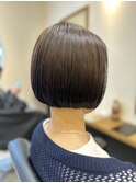 自然な質感ワンレングスボブ