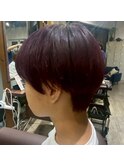 大人の雰囲気を引き立てる、バイオレットブラウン/大人ショート