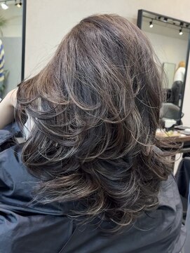 メリー オオサカ(Merly Osaka) バタフライレイヤーカット