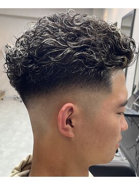 MEN’S HAIR/サーフカール/刈り上げセンター/千葉駅