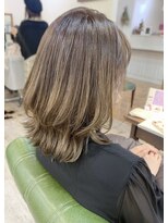 マリアバイアフロート(Maria by AFLOAT)&nbsp;【山田】くびれレイヤーグラデーションハイライト