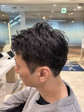 ケンジ 平塚 アネッタ(KENJE annetta) 刈り上げショート