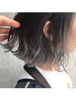 アコット(Acotto.)&nbsp;ラベンダーグレー/外ハネボブ/インナーカラー[下北沢Acotto]