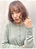 パーマ風スタイリング。