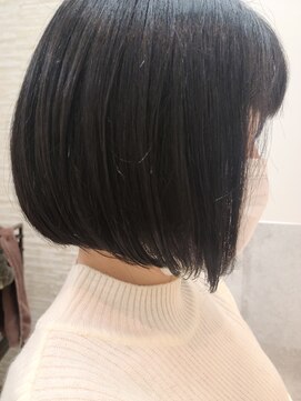 トゥーリ 藤崎店(tuuli) 前下がりボブ、タンバルモリ