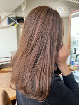 カナエ(CaNaE) 栗色カラー