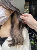 インナーカラー×ミルクティーベージュ/グレージュカラー