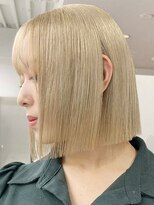 ウィコ 新宿(WICO)&nbsp;ホワイトブロンド[新宿駅/大人ガーリー/チョコレート/モード]