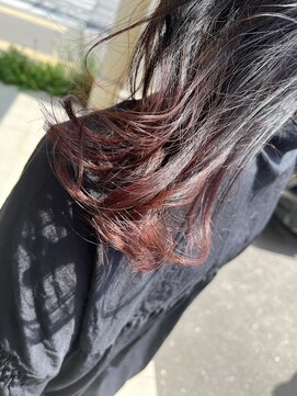 フランジェッタヘアー(Frangetta hair) 裾カラーレッドブラウン