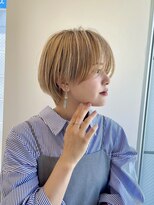 イヴォークトーキョーオーサカ(EVOKE TOKYO osaka)&nbsp;大人ショート ハイトーン ブリーチ カラー 似合わせカット