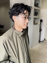 ユニヘアデザイン 徳島店(Uni. hair design) センターパート　×  大人パーマ　【ZOE STYLE】