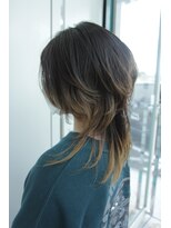 ヘアルーム モア(hair room More)&nbsp;20代女性　ウルフカット＆ブリーチ