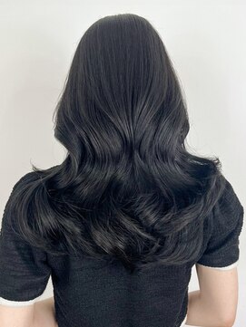 アイティーバイアルバム 松戸店(IT by ALBUM) アッシュブラックレイヤーロングブルーグレージュ美髪_ba485221