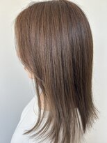 ナゴミノヒトトキ(NAGOMI NO HiTOTOKi)&nbsp;グレージュ　外ハネレイヤー