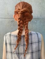 シーカ ニカイ(siika NIKAI)&nbsp;全頭ブリーチでイメチェン！アプリコットオレンジ