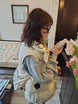 ベルクリップ(Bell clip)の写真/【おしゃれなパーマスタイル】でイメチェン♪ゆるめ～しっかり動きが出るスタイルまで様々◎